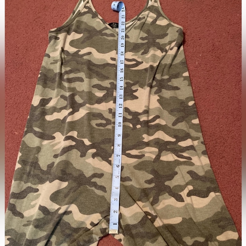 21 Saints Womens Camouflage Sleeveless Cropped Wide-Leg Jumpsuit Size S - Picture 9 of 16